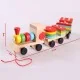 Petit train en bois formes géométriques à classer Montessori